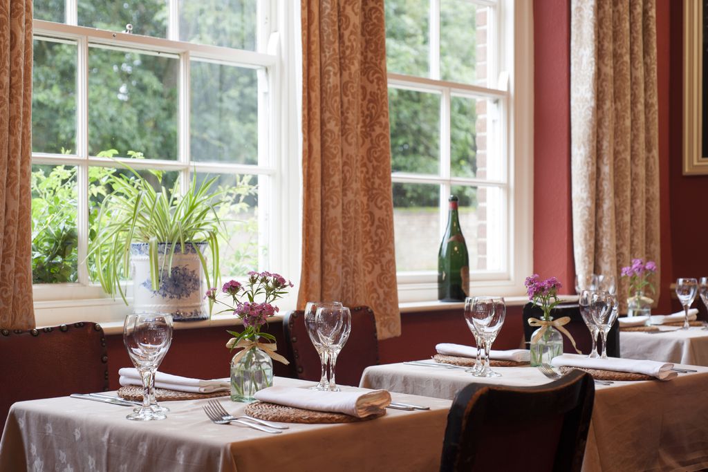 Saracens Head gallery - Gallery