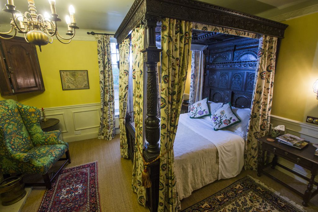 Worthenbury Manor gallery - Gallery
