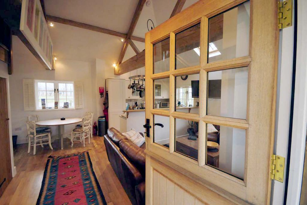 Hornbeam Cottage & Shepherd’s Hut gallery - Gallery