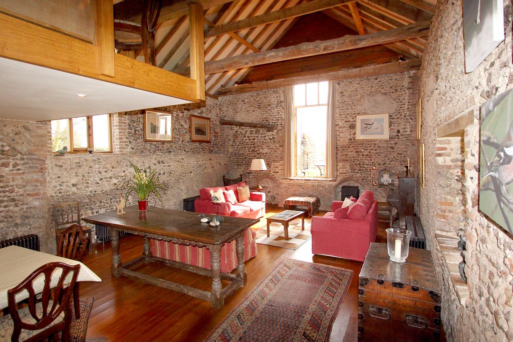 The Barn, Tudor Lodgings - Gallery