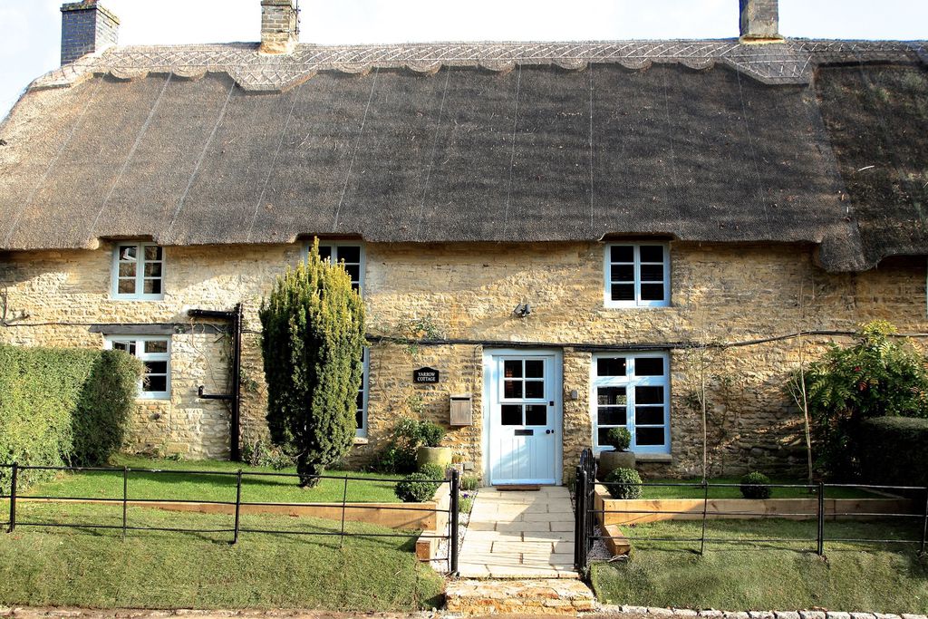 Yarrow Cottage gallery - Gallery