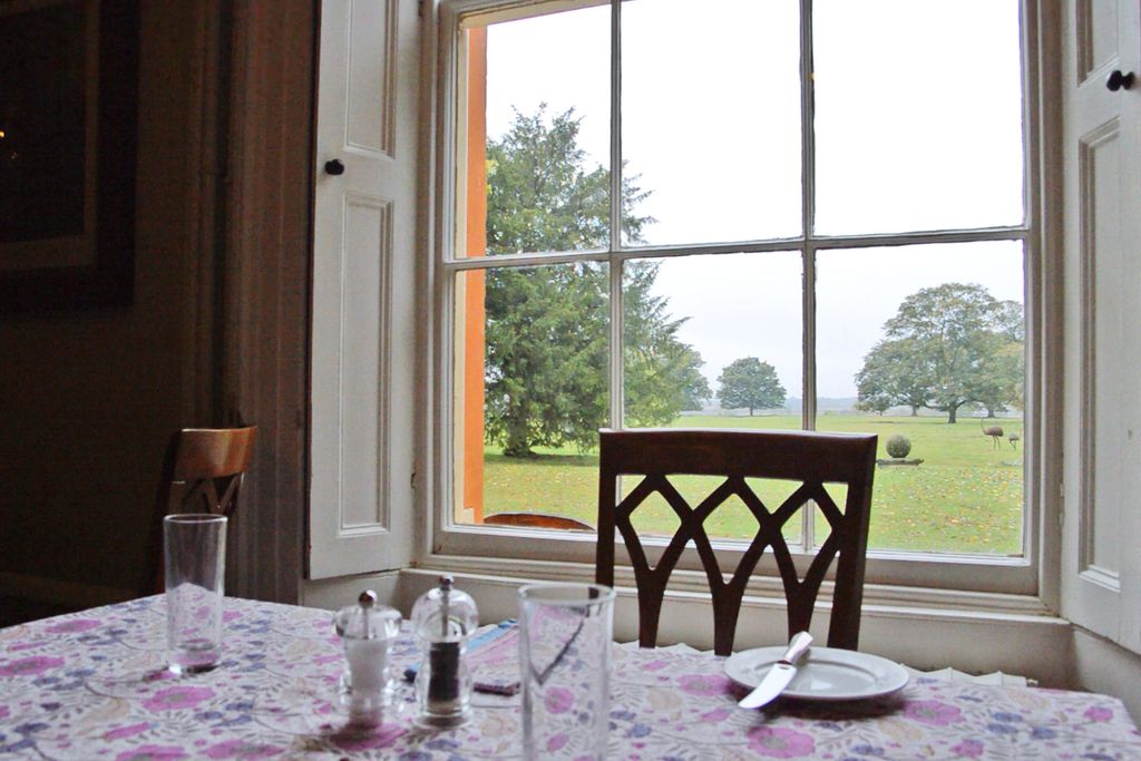 Langar Hall gallery - Gallery