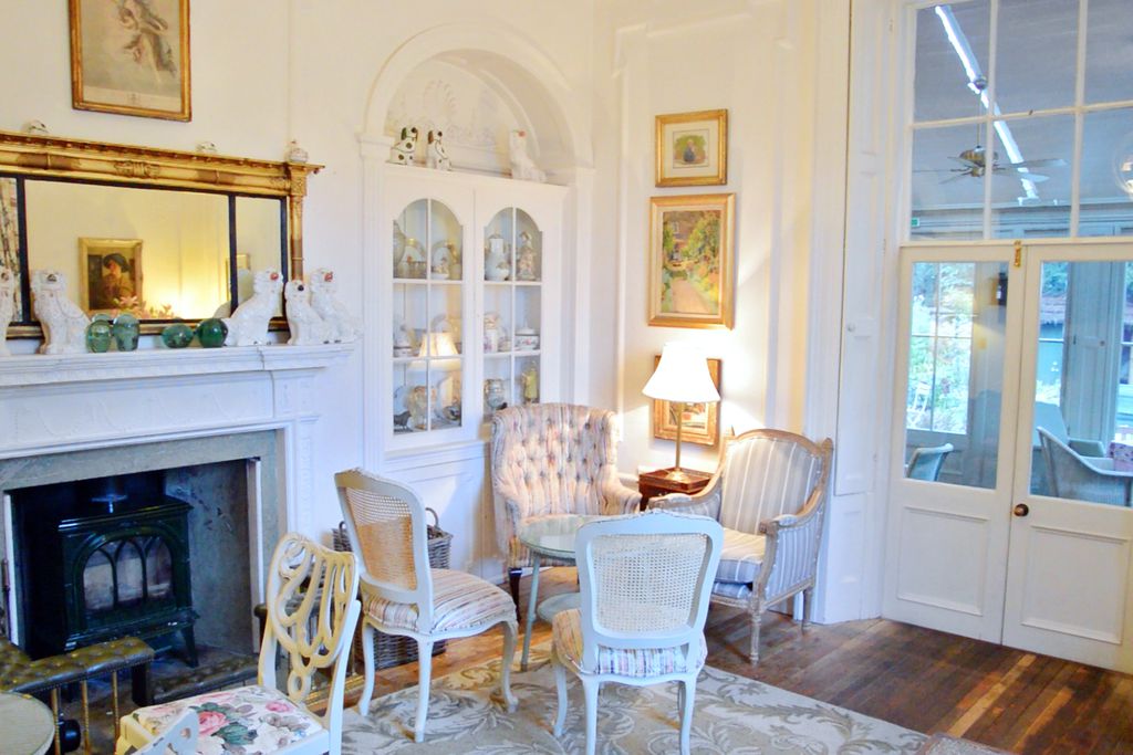 Langar Hall gallery - Gallery