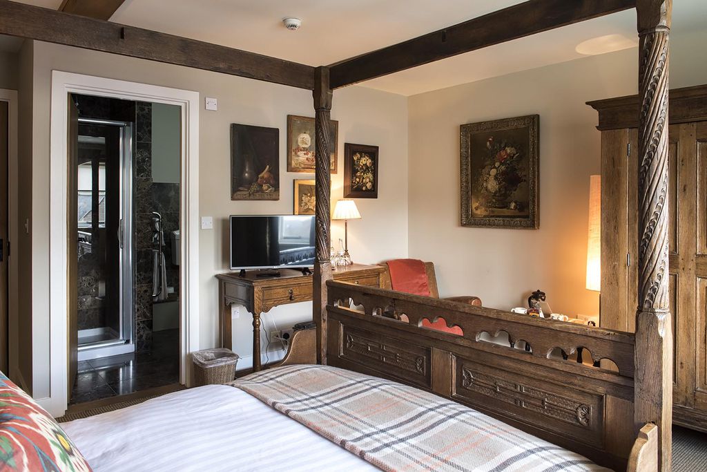 The Howard Arms gallery - Gallery