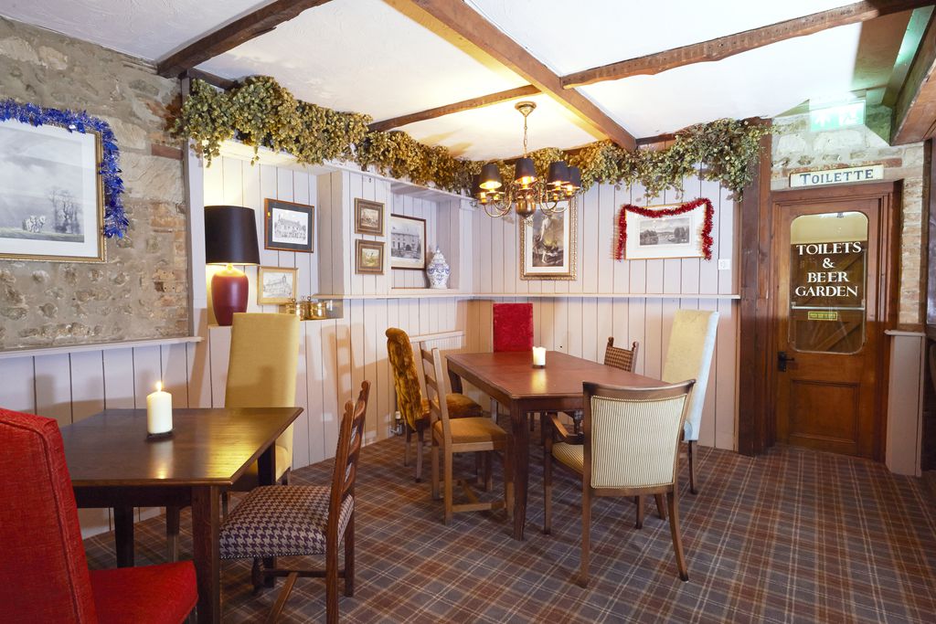 The Greyhound gallery - Gallery