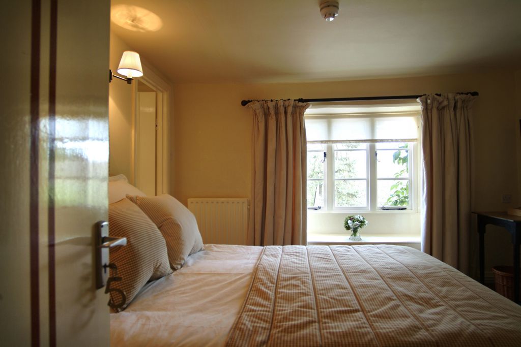 The Red Lion gallery - Gallery