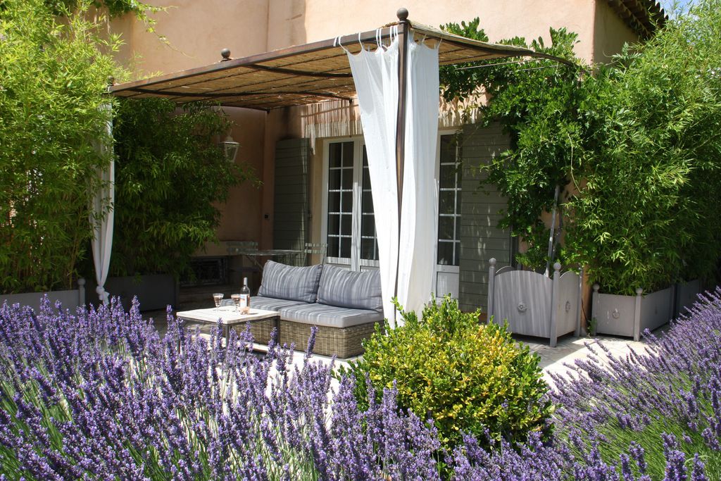 La Bastide des Amandiers – Le Cabanon & L’Atelier gallery - Gallery
