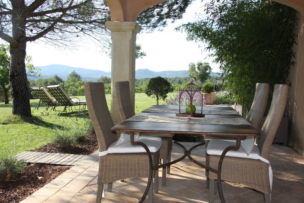 La Bastide des Amandiers – Le Cabanon & L’Atelier gallery - Gallery