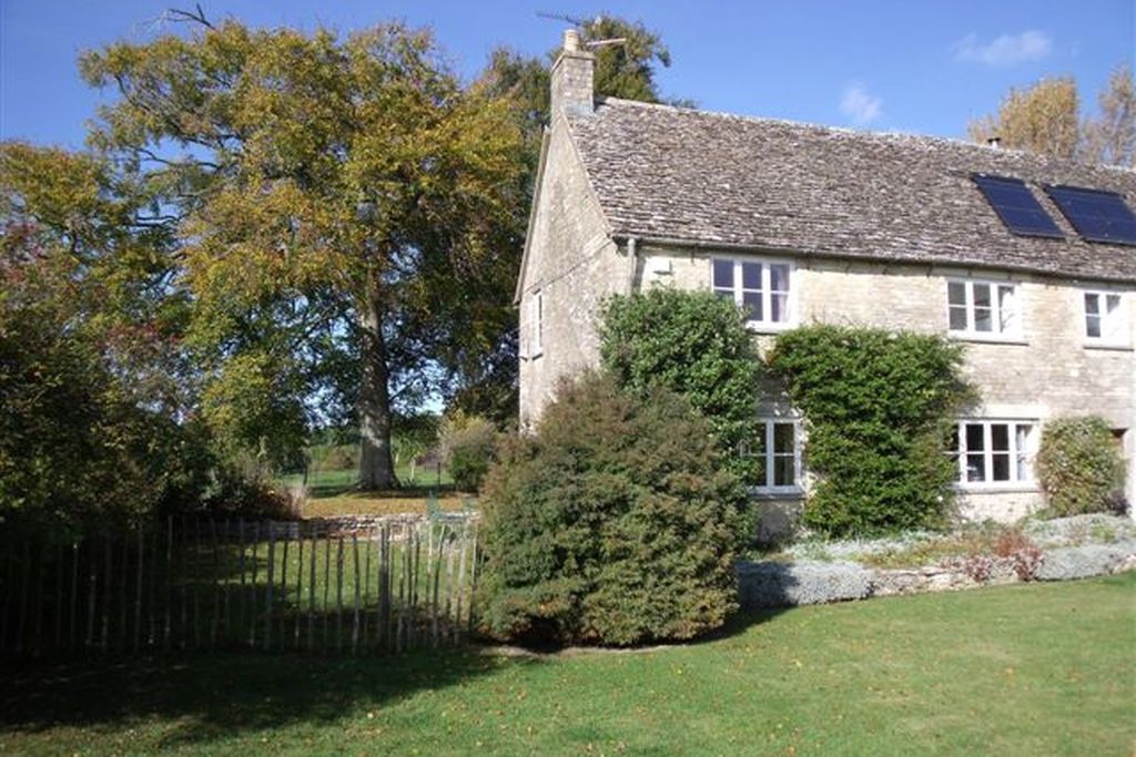 Abbey Home Farm: Lower Wiggold Cottage - Gallery