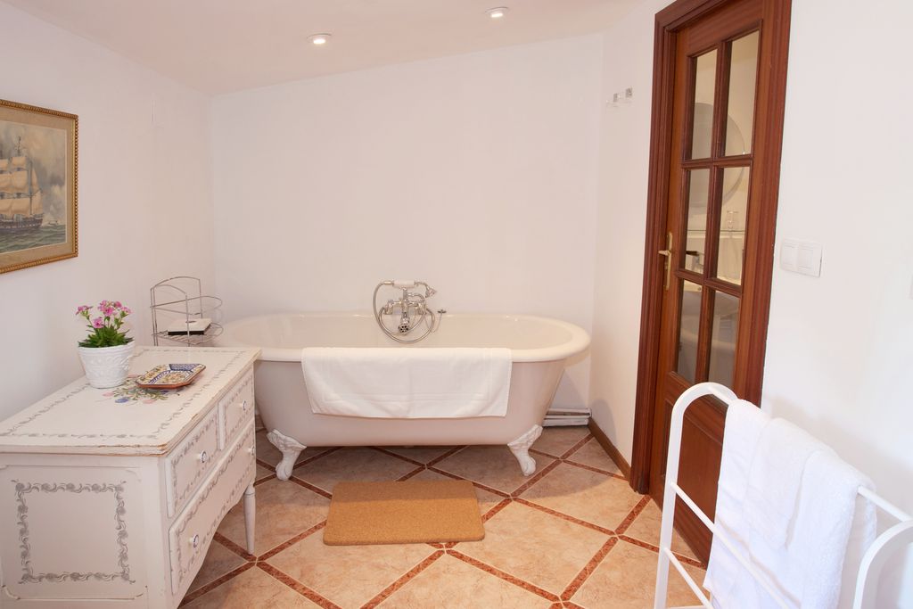 Garden Cottage gallery - Gallery