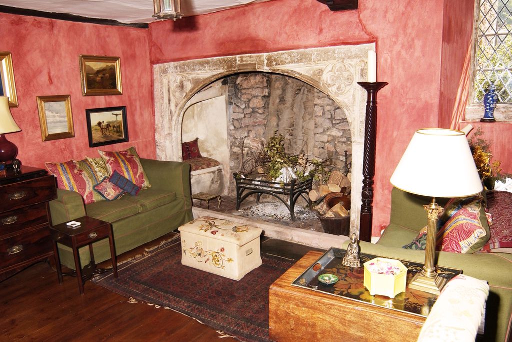The Old Priory gallery - Gallery
