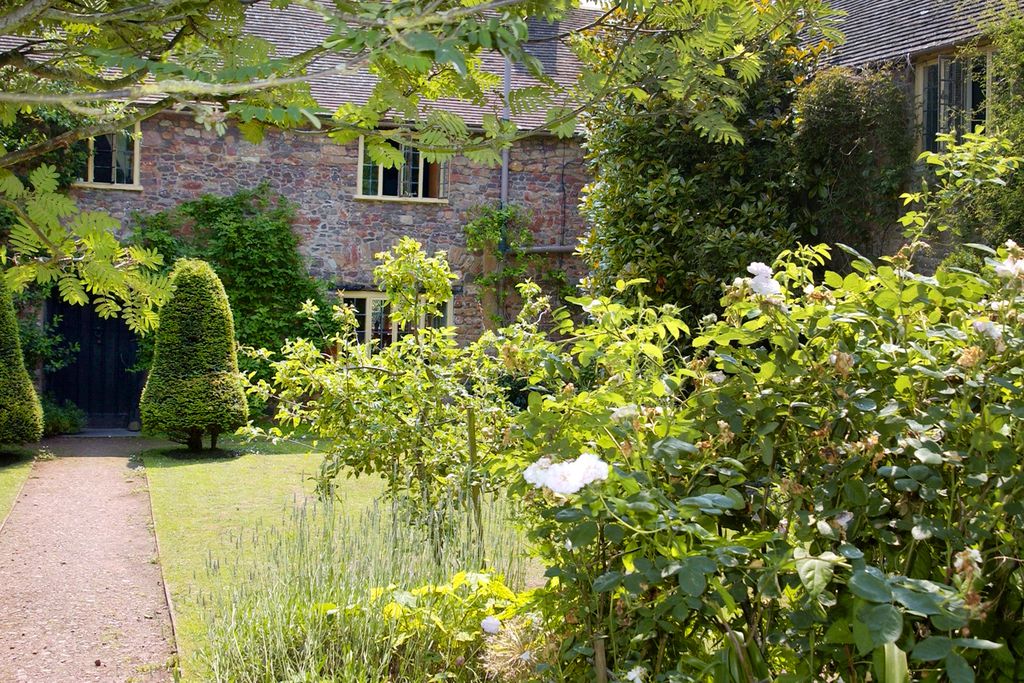 The Old Priory gallery - Gallery