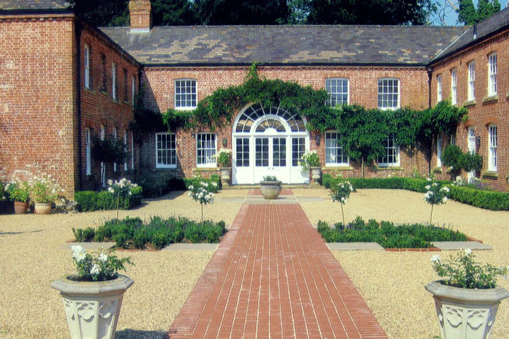 Bagthorpe Hall gallery - Gallery