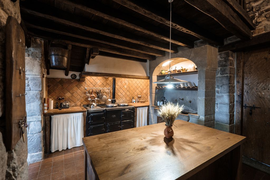 L’Avenc de Tavertet gallery - Gallery