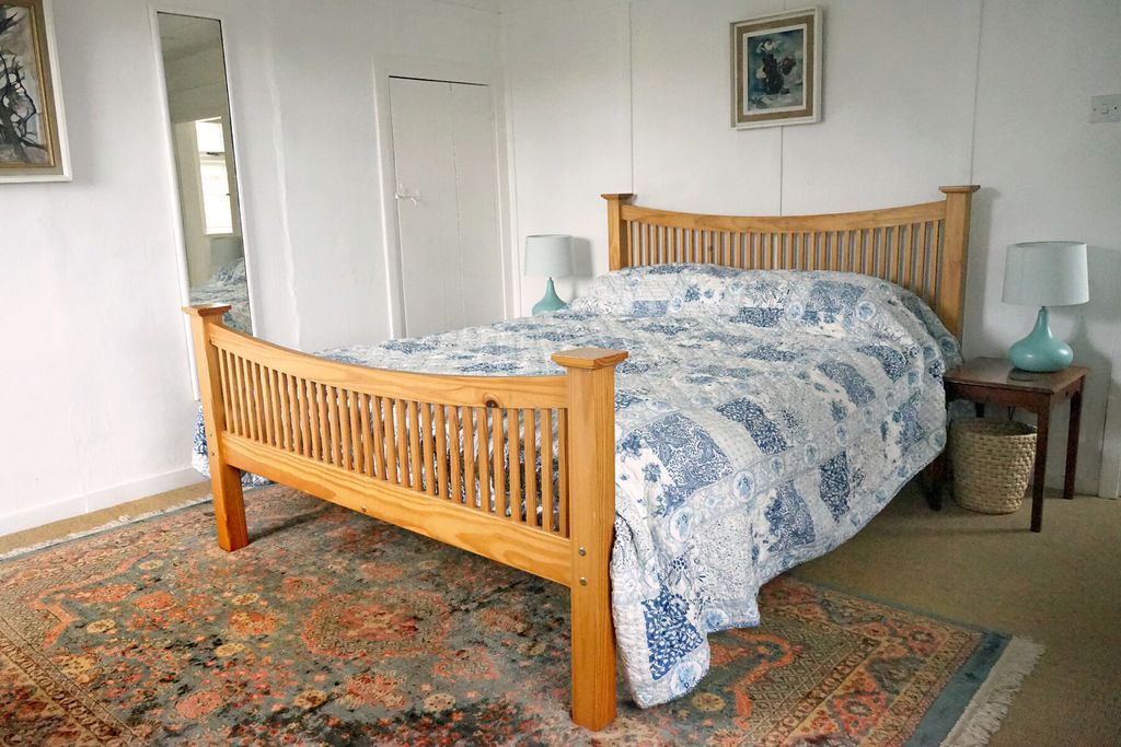 Suaeda Cottage gallery - Gallery