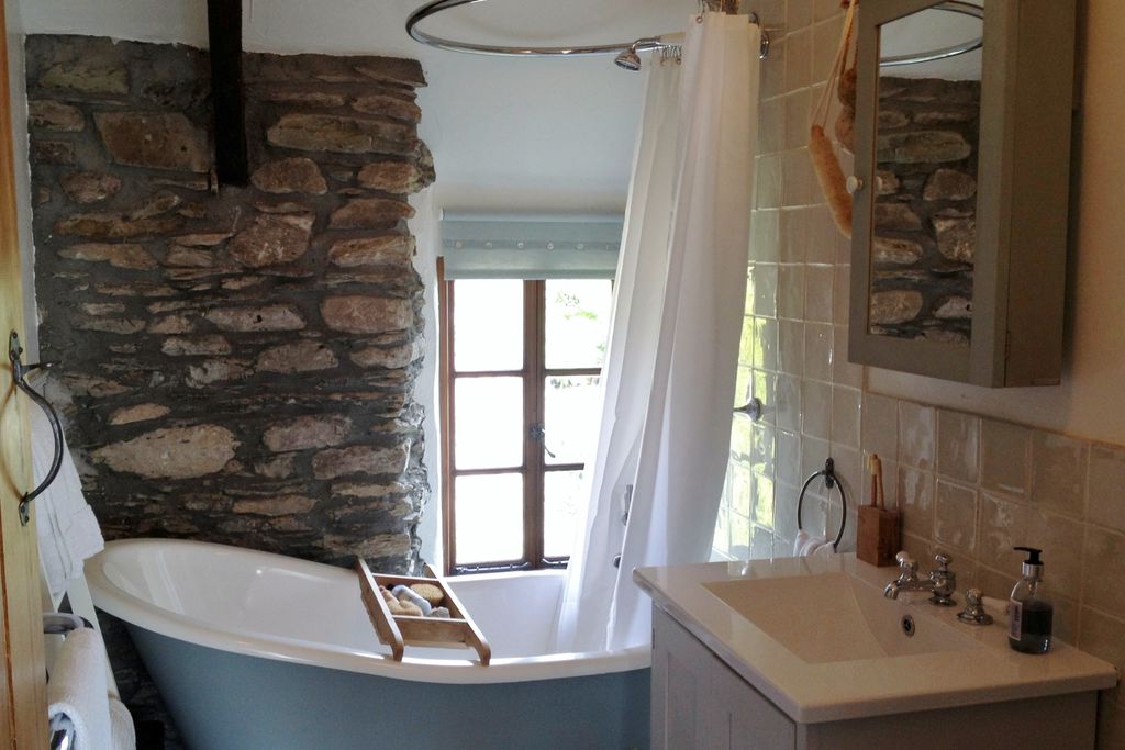 The Artists’ Cottage & Studio gallery - Gallery
