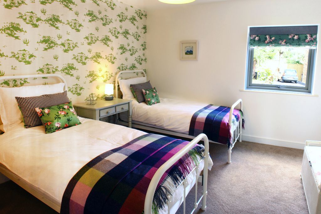 129 Didsbury gallery - Gallery