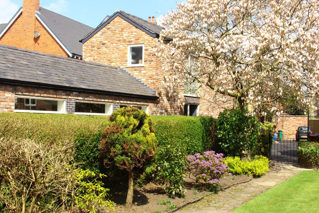 129 Didsbury gallery - Gallery