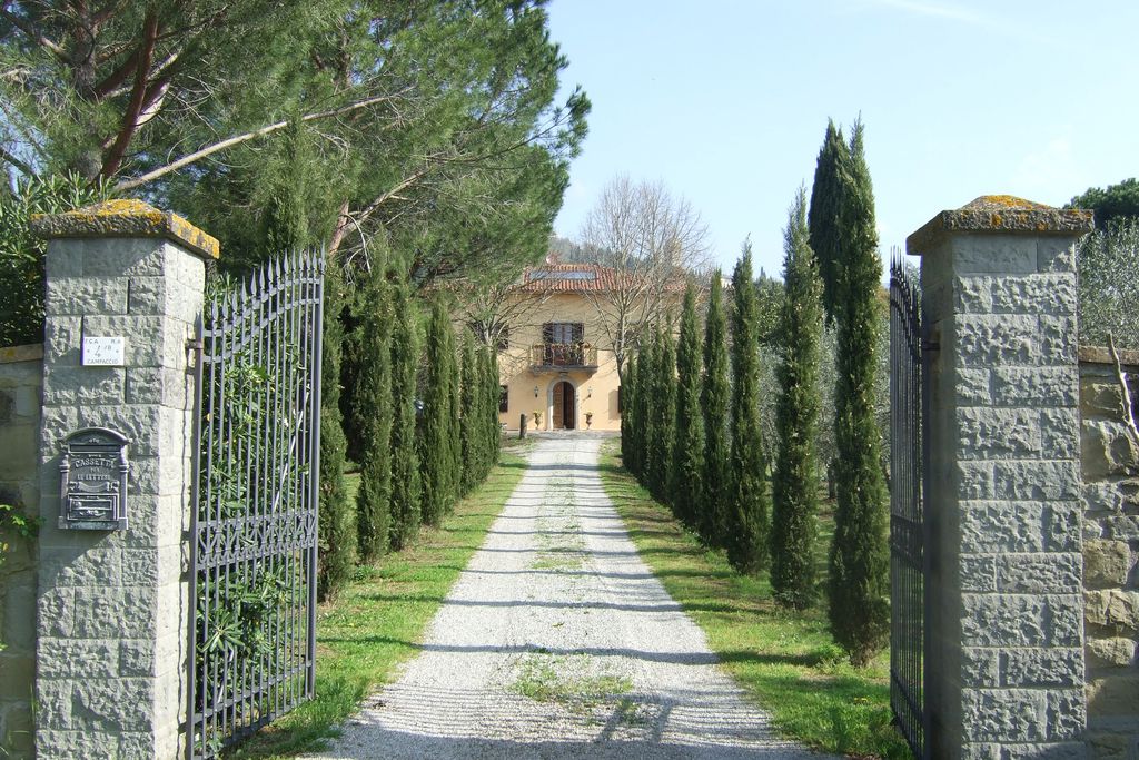 Villas in Arezzo and special places to stay Sawday s