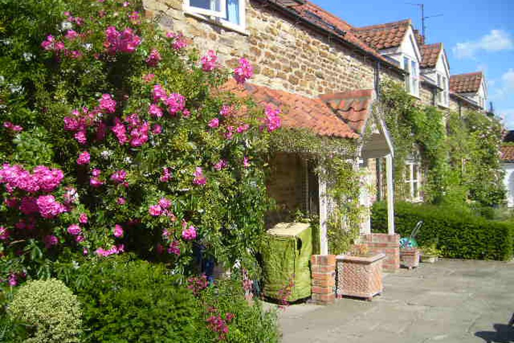 Kelling House gallery - Gallery