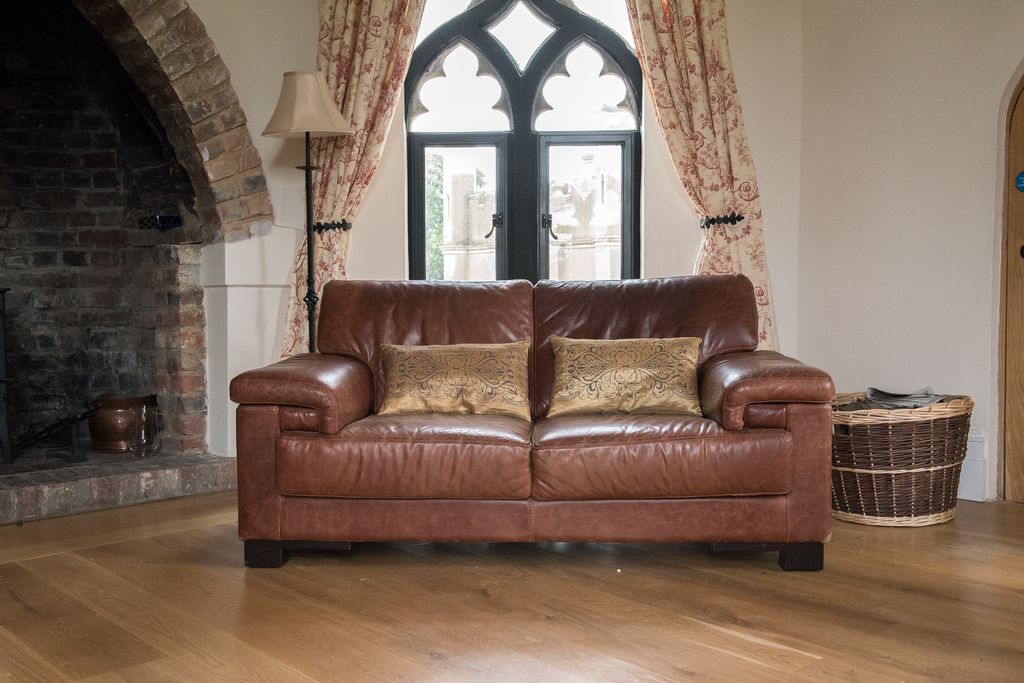 The Hadlow Tower gallery - Gallery