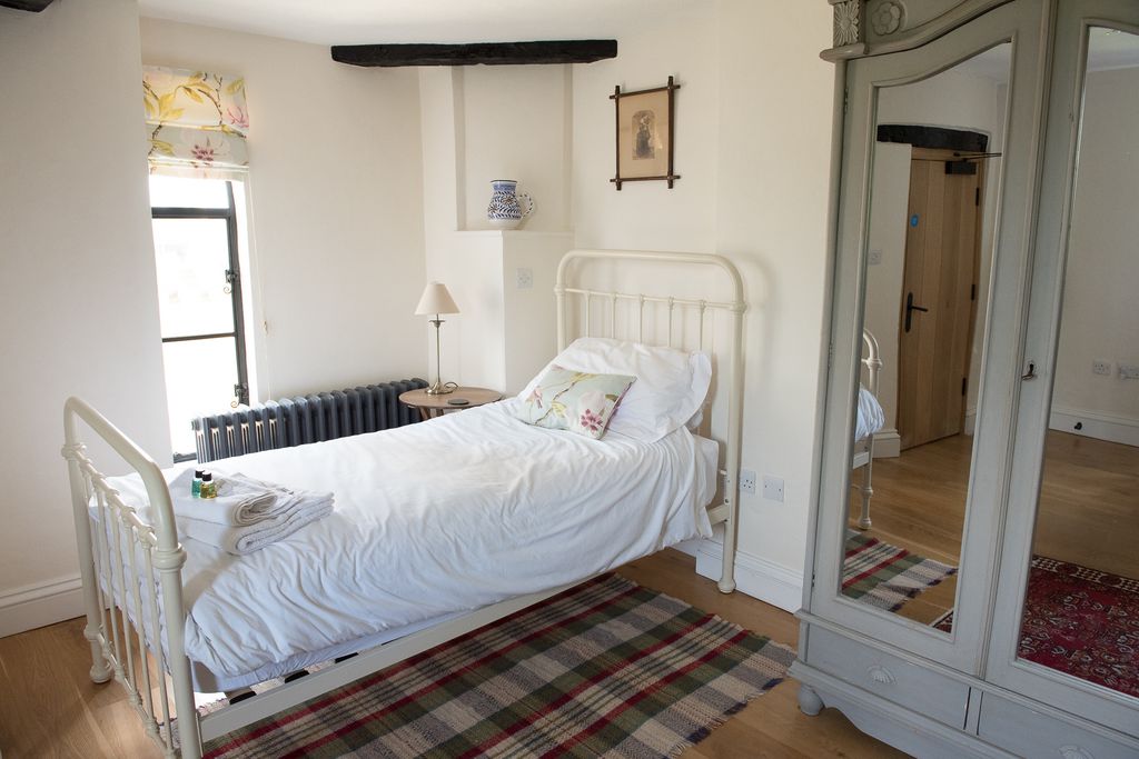 The Hadlow Tower gallery - Gallery