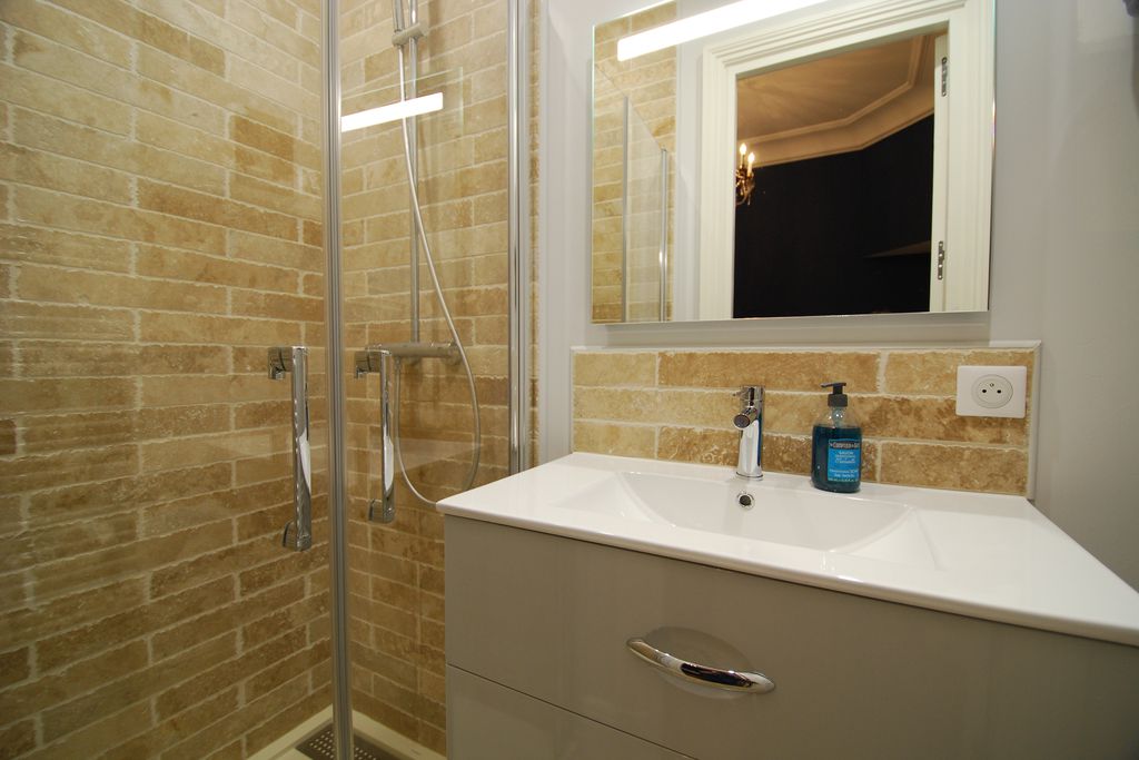 Bordeaux Apartments gallery - Gallery