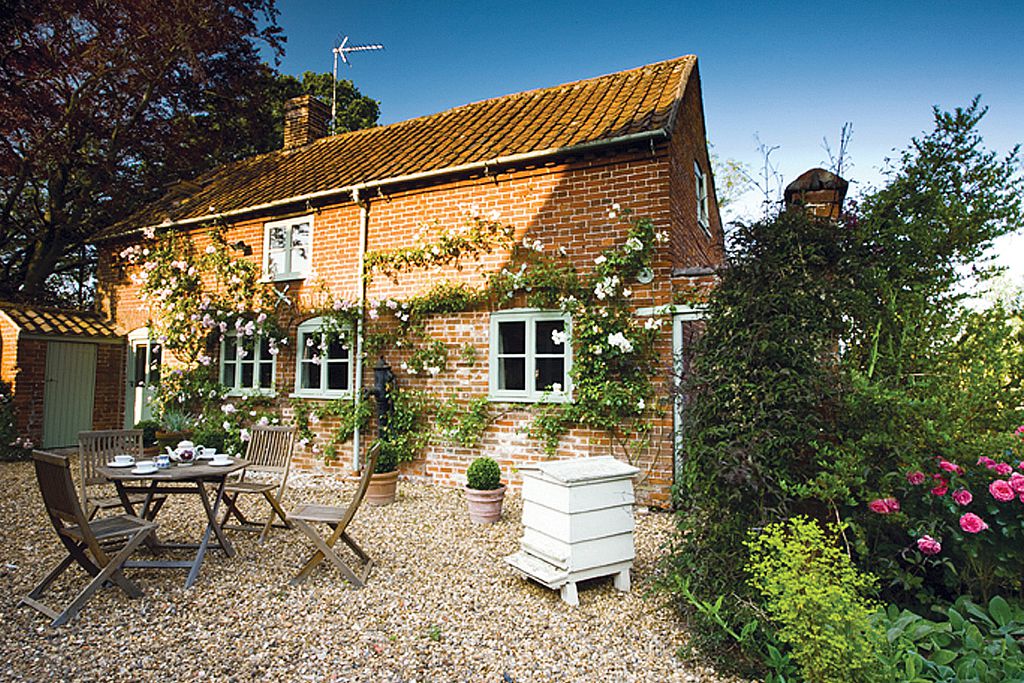 Places To Stay In Norfolk Self Catering Hotels B Bs Inns