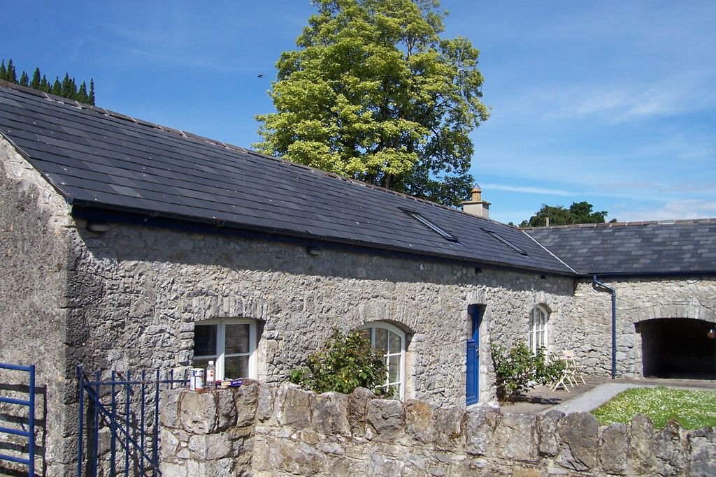 Courtyard Cottage - Gallery