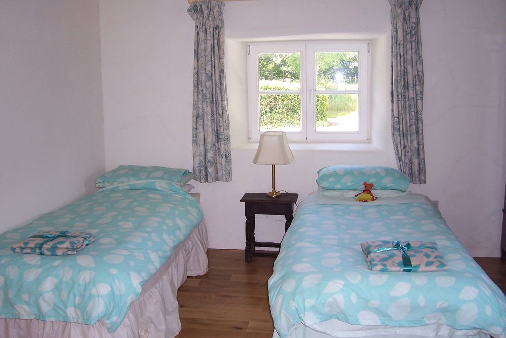 Courtyard Cottage - Gallery