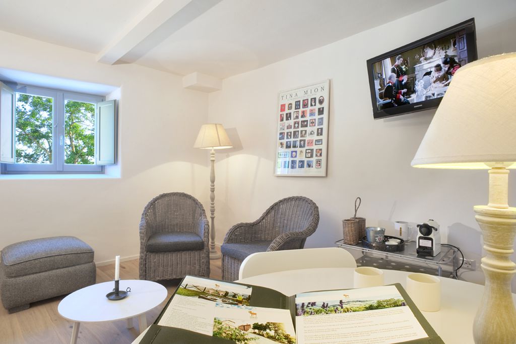 Nikis Resort gallery - Gallery