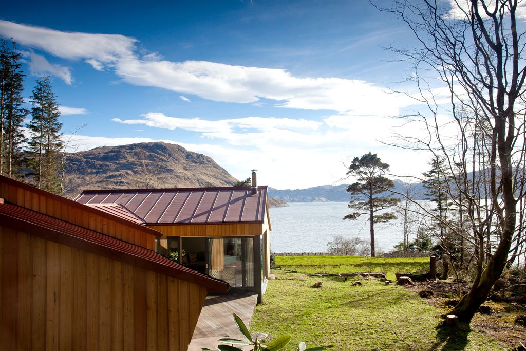 Knoydart Hide - Gallery