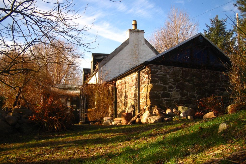 The Peatcutter’s Croft Bed & Breakfast In Highland | Sawday's