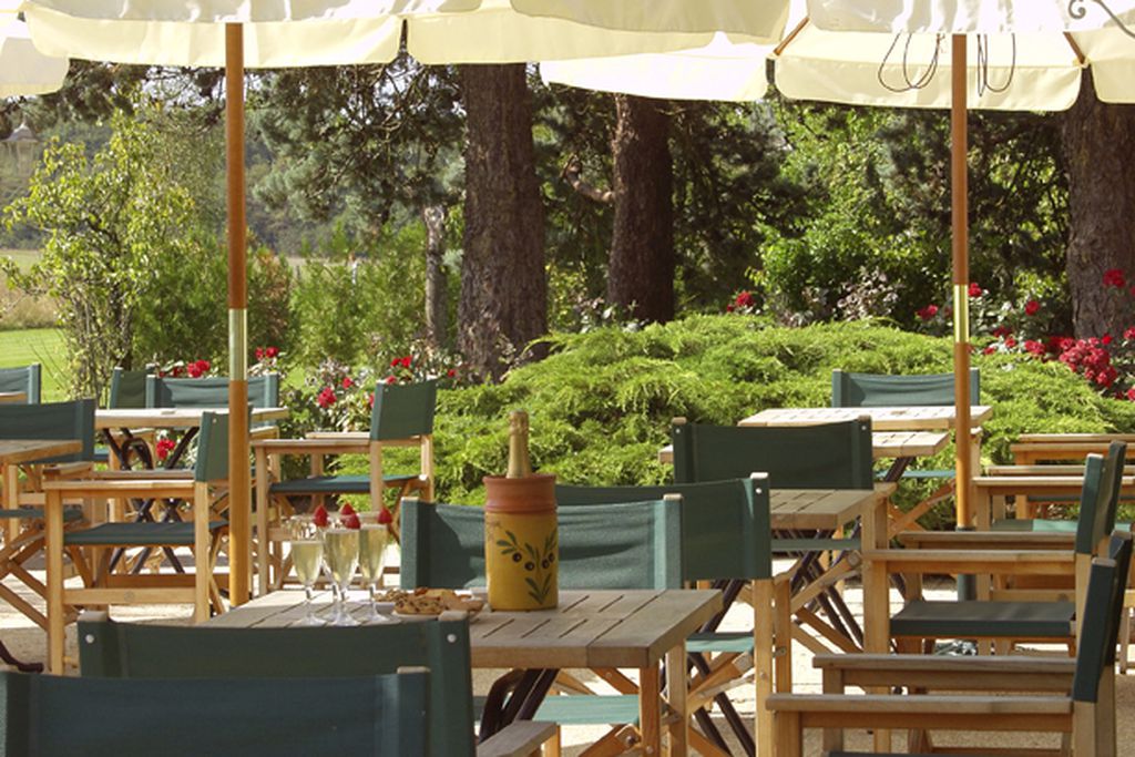 Le Fleuray Hotel & Restaurant gallery - Gallery