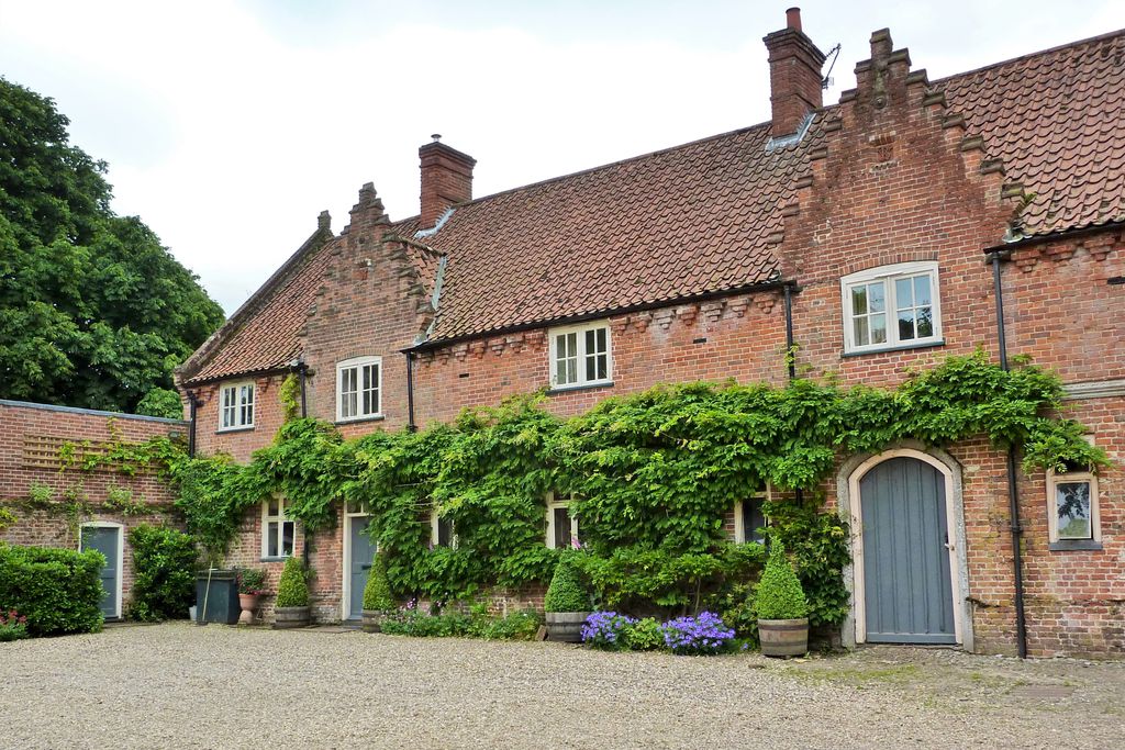 Stable Cottage gallery - Gallery