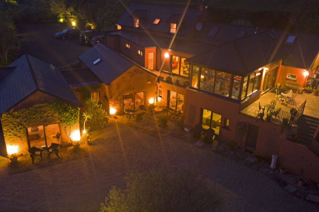 Dolphin Beach House gallery - Gallery