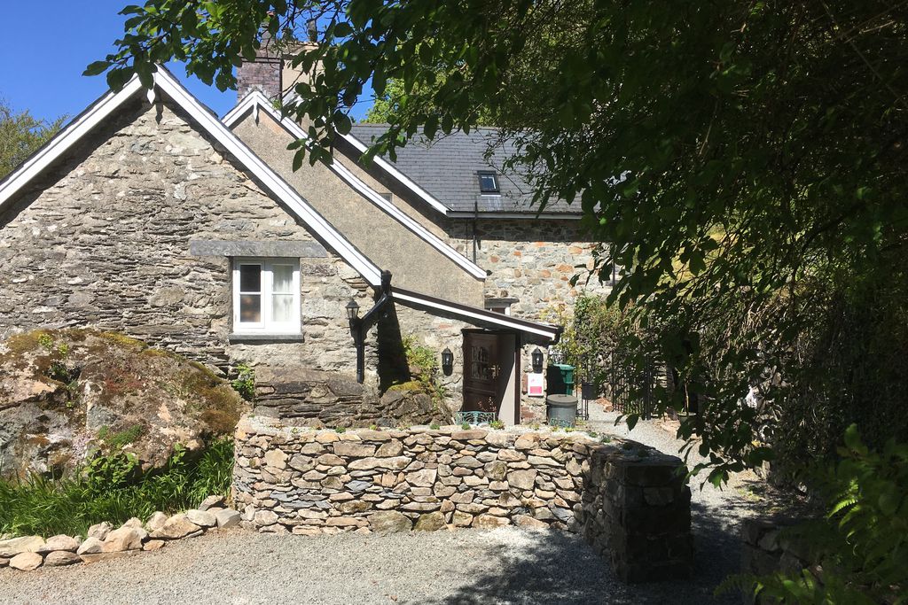The Studio (Snowdonia) gallery - Gallery