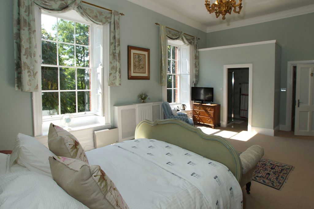 Breedon Hall Bed & Breakfast In Leicestershire | Sawday's