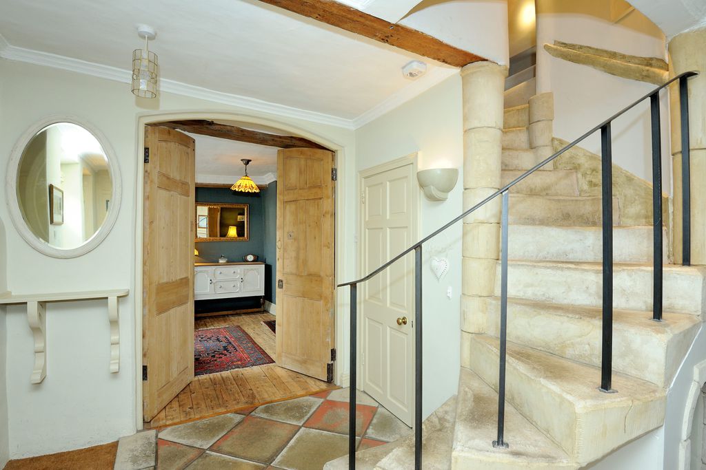 Old Red Lion gallery - Gallery