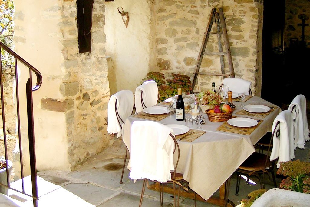 Le Vieil Aiglun gallery - Gallery