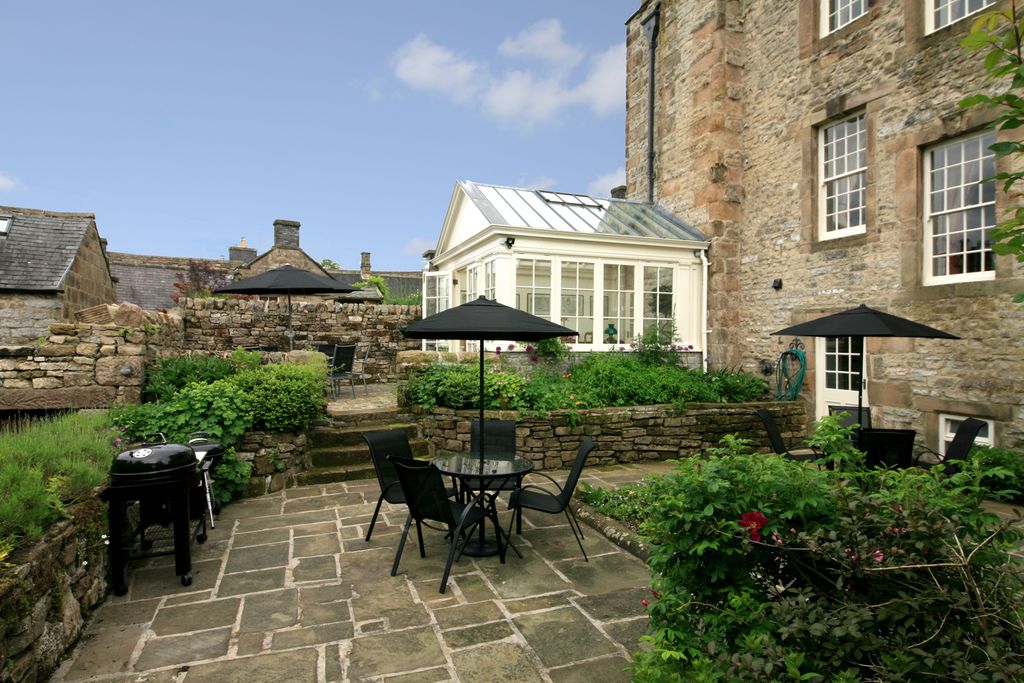 Winster Hall gallery - Gallery