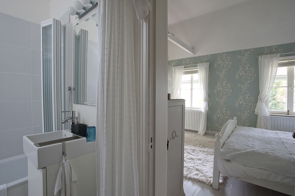 The Cottage in the Garden gallery - Gallery