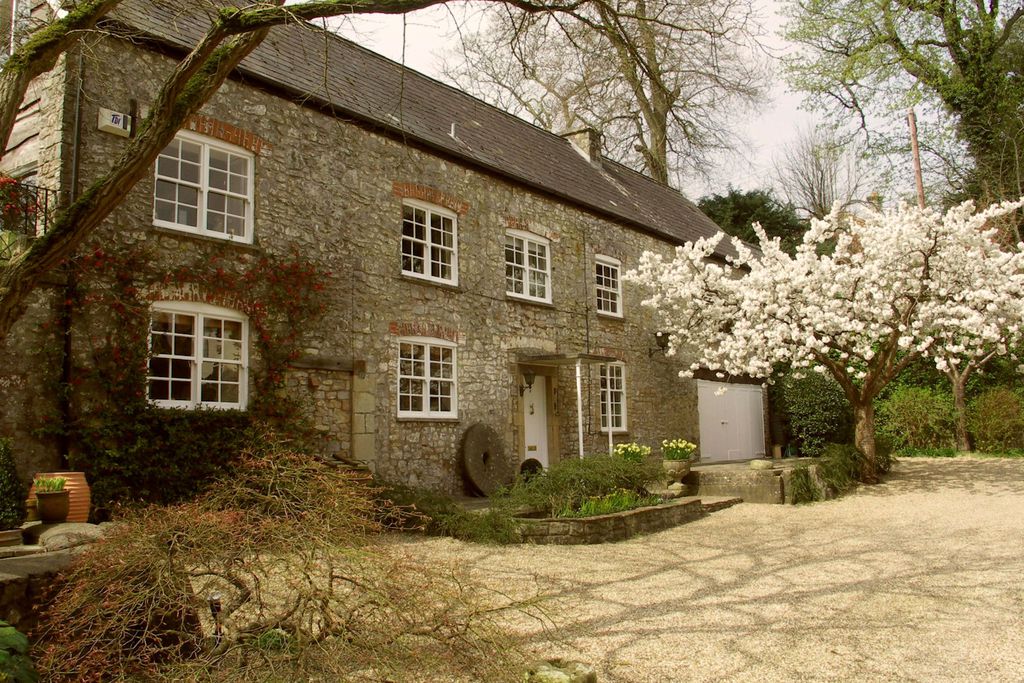 Penny’s Mill gallery - Gallery