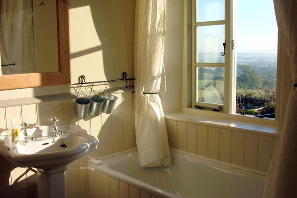 Skylark Cottage gallery - Gallery