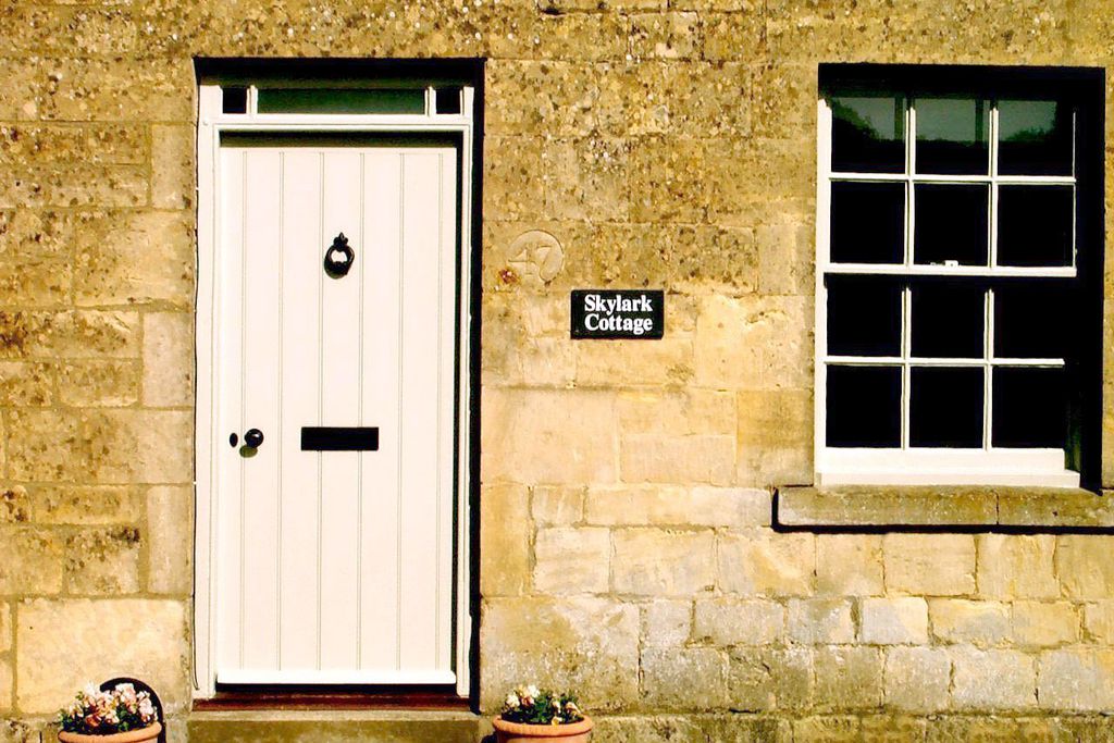 Skylark Cottage gallery - Gallery