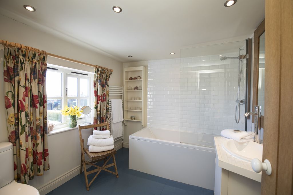 Ivy Cottage gallery - Gallery