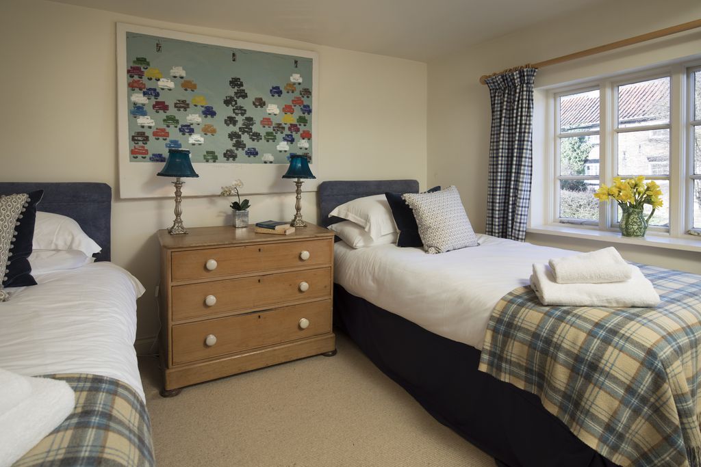 Ivy Cottage gallery - Gallery