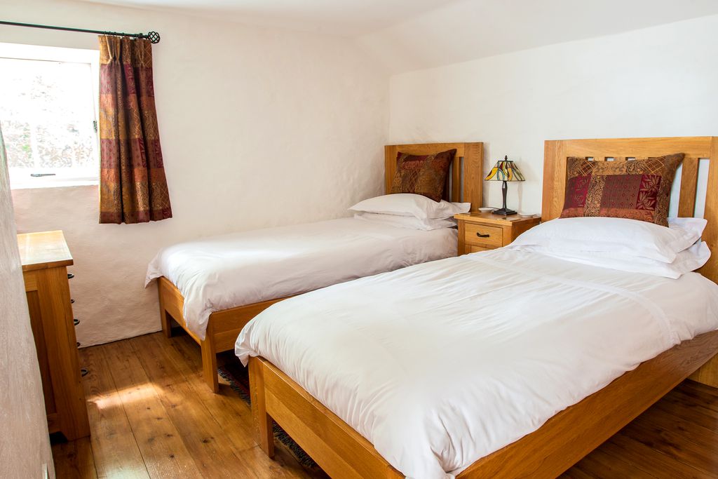 Twin bedroom in the Mill at Roskennals Cornwall