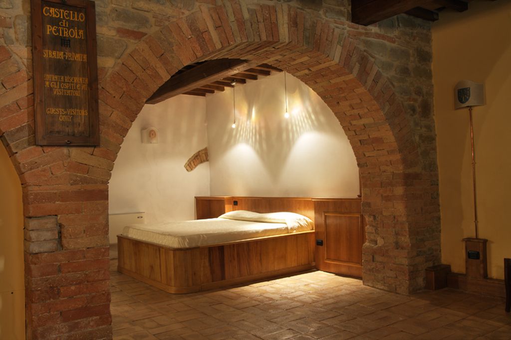Castello di Petroia gallery - Gallery
