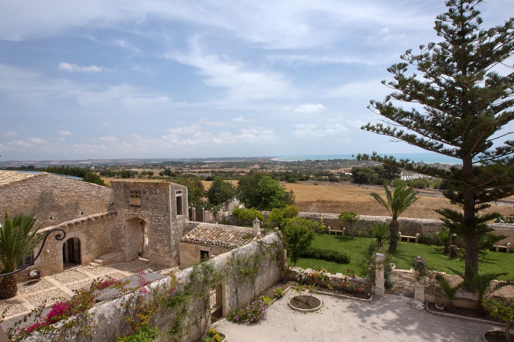 Villa Barone Alfieri gallery - Gallery
